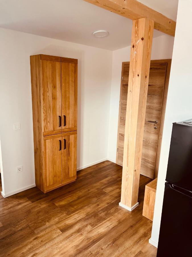 Pjagodic Hotel Cerklje - 5Min To Airport Cerklje na Gorenjskem Bagian luar foto