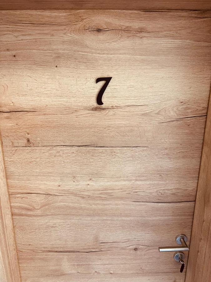 Pjagodic Hotel Cerklje - 5Min To Airport Cerklje na Gorenjskem Bagian luar foto