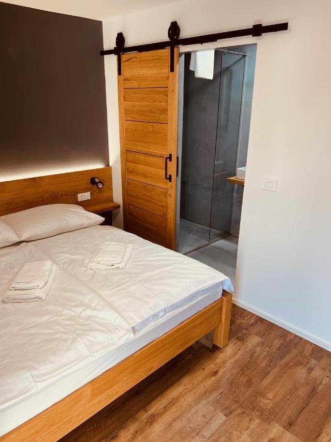 Pjagodic Hotel Cerklje - 5Min To Airport Cerklje na Gorenjskem Bagian luar foto