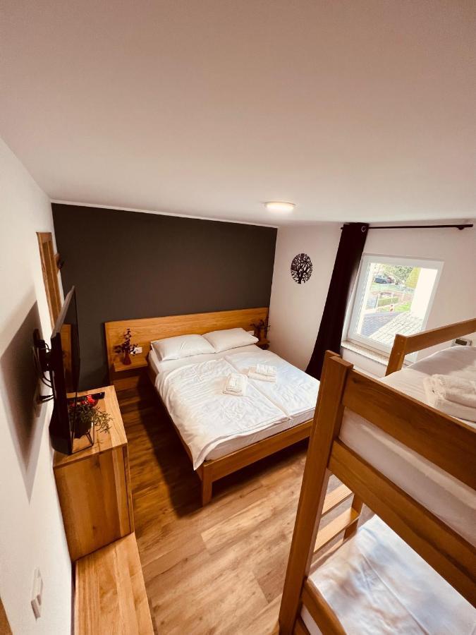 Pjagodic Hotel Cerklje - 5Min To Airport Cerklje na Gorenjskem Bagian luar foto