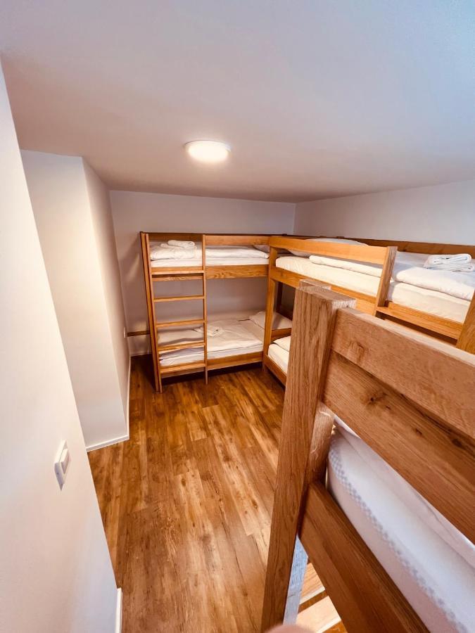 Pjagodic Hotel Cerklje - 5Min To Airport Cerklje na Gorenjskem Bagian luar foto