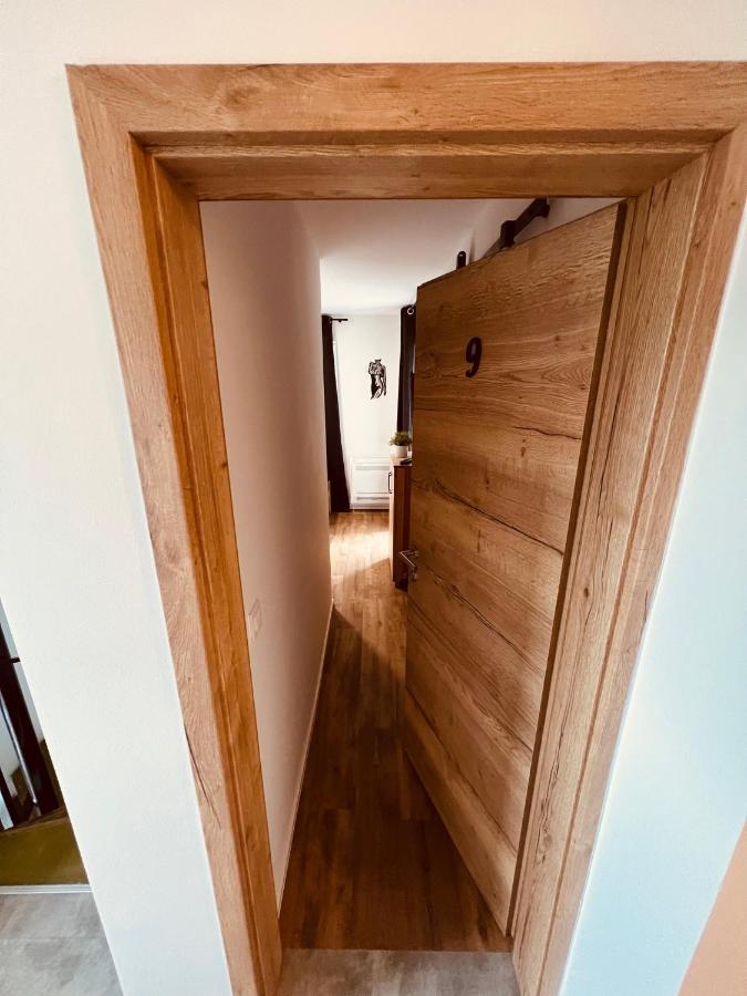 Pjagodic Hotel Cerklje - 5Min To Airport Cerklje na Gorenjskem Bagian luar foto