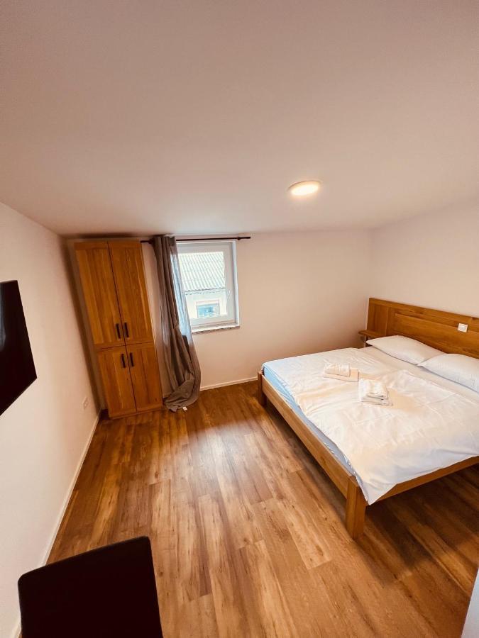Pjagodic Hotel Cerklje - 5Min To Airport Cerklje na Gorenjskem Bagian luar foto