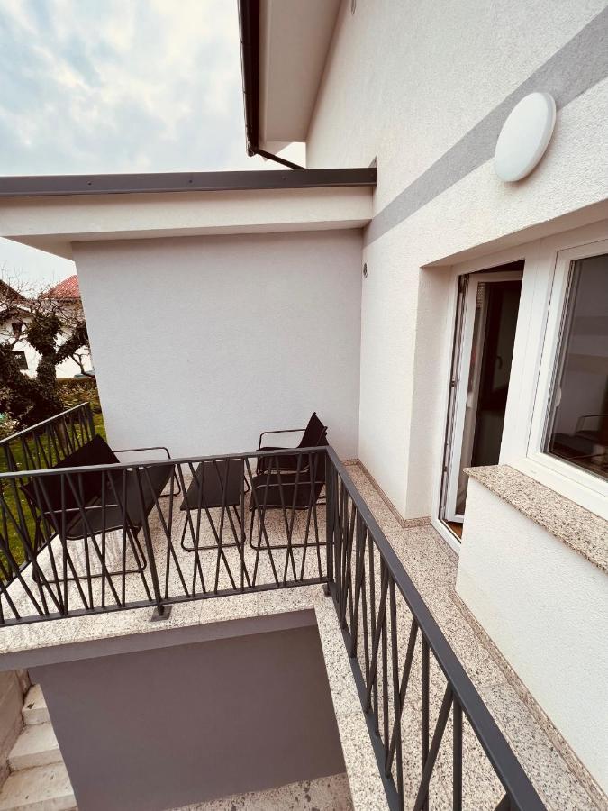 Pjagodic Hotel Cerklje - 5Min To Airport Cerklje na Gorenjskem Bagian luar foto