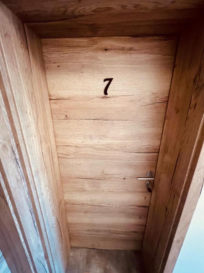 Pjagodic Hotel Cerklje - 5Min To Airport Cerklje na Gorenjskem Bagian luar foto